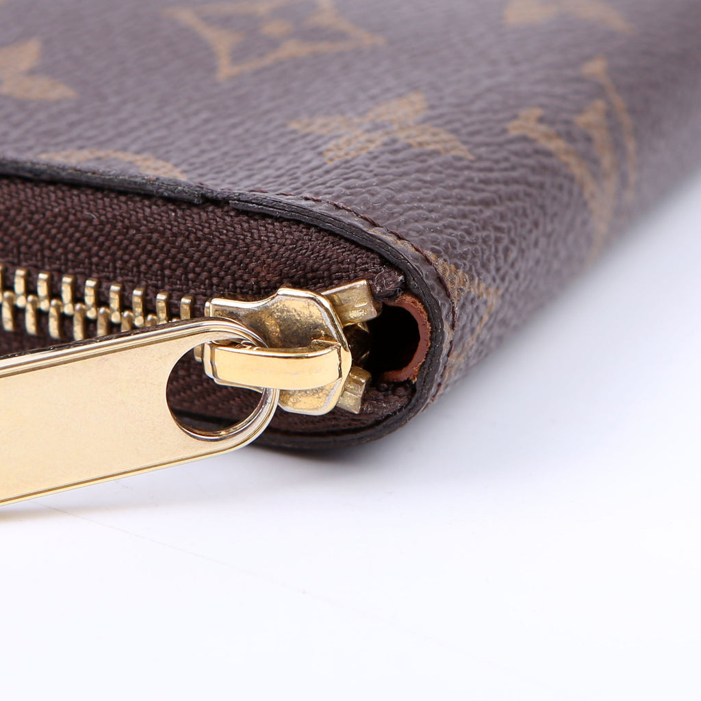 Zippy Compact Wallet Monogram