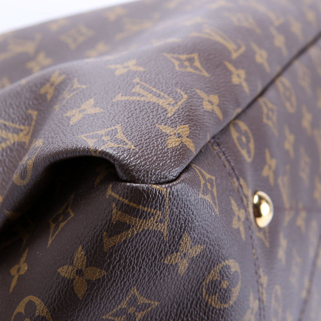 Artsy MM New Model Monogram