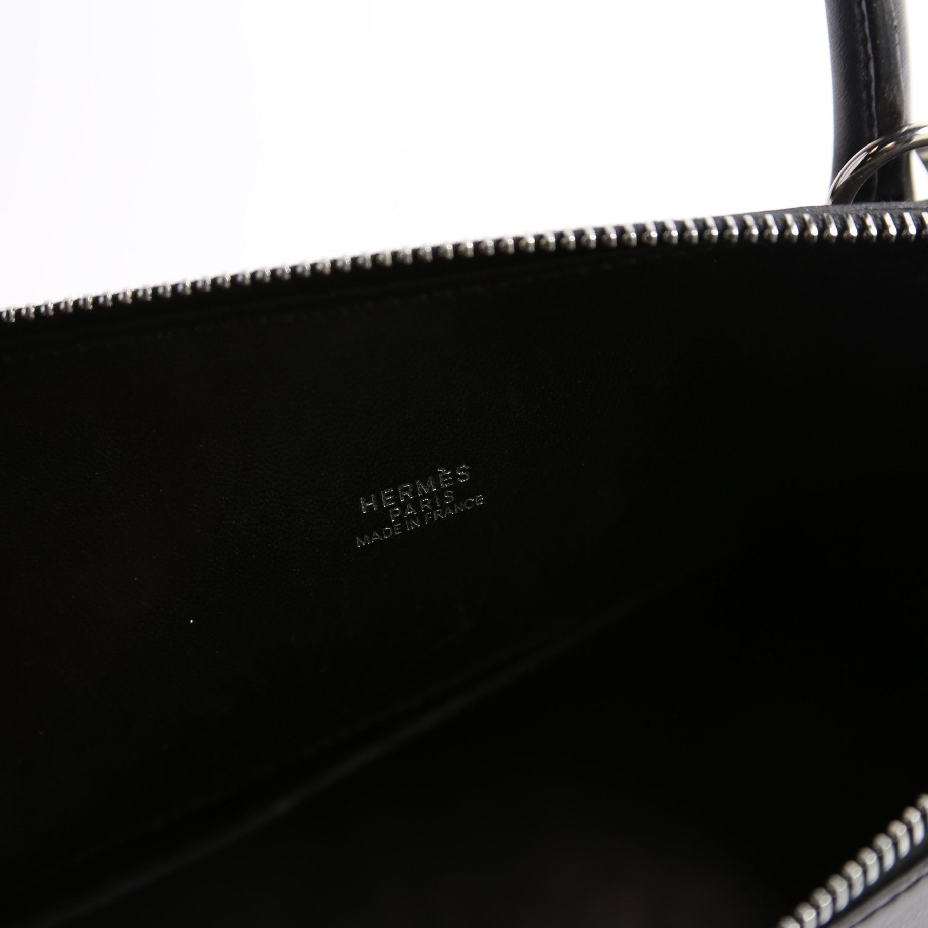 Bolide 31 Box Calfskin Black