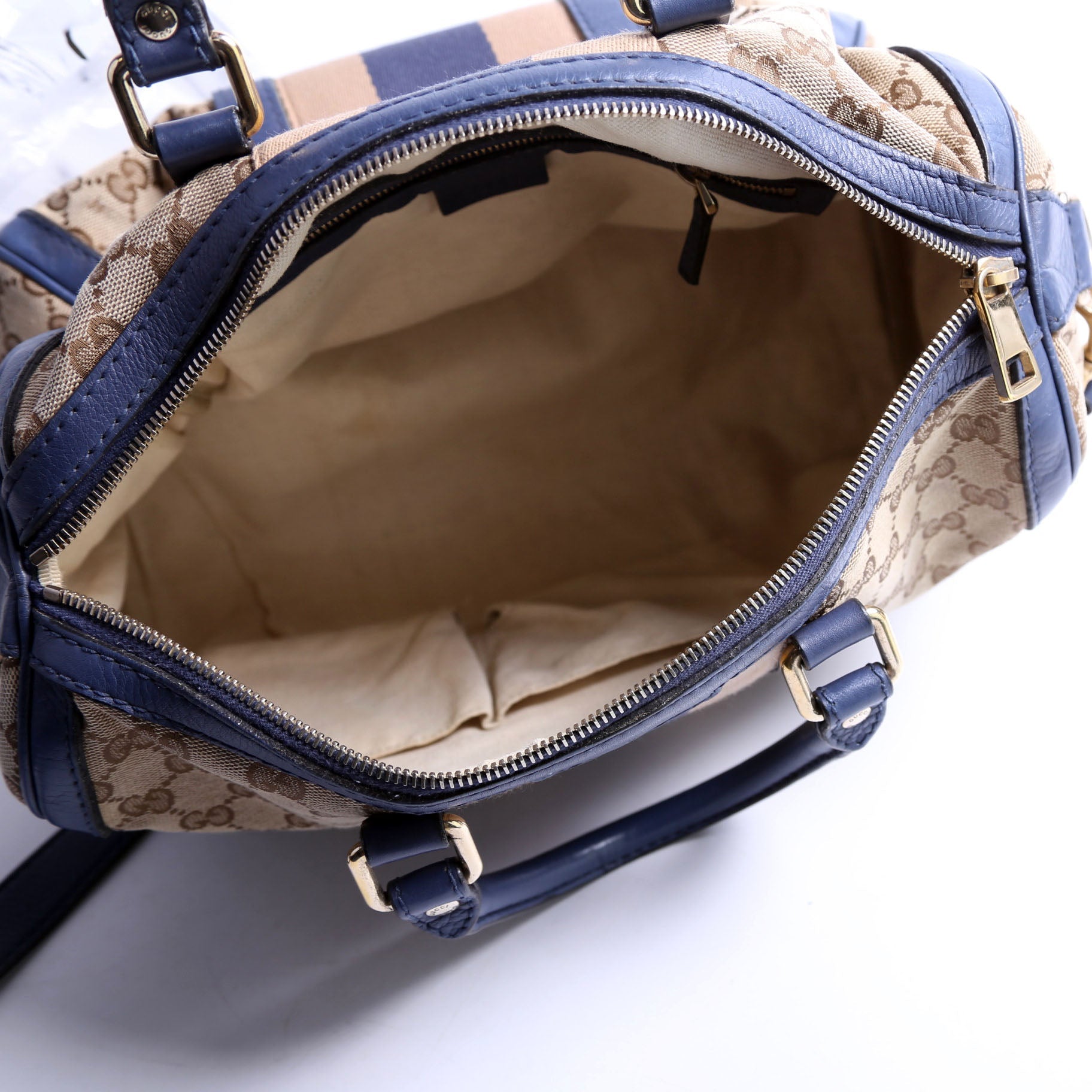 247205 GG Canvas Small Boston Blue