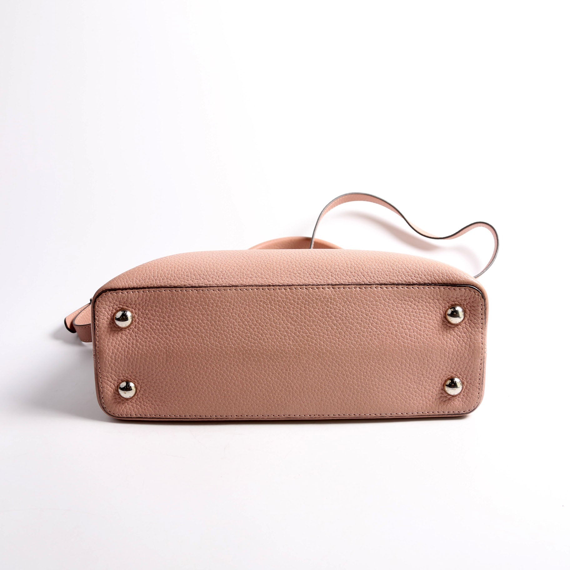 Capucines PM Taurillon Pink