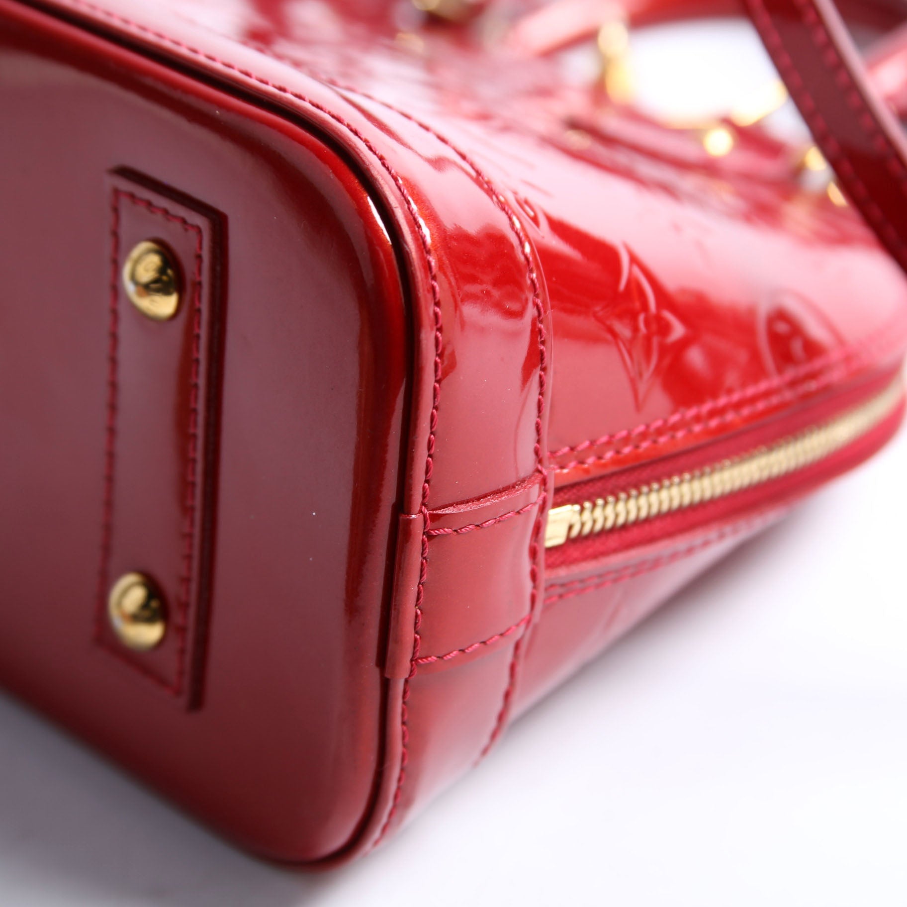 Alma BB Vernis Red/Gold