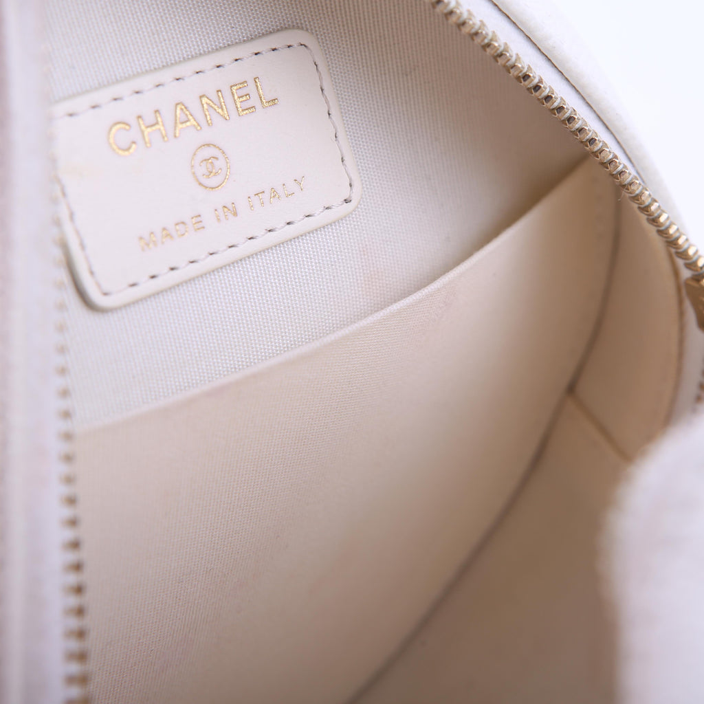 In the Loop Round Clutch with Chain 29M White