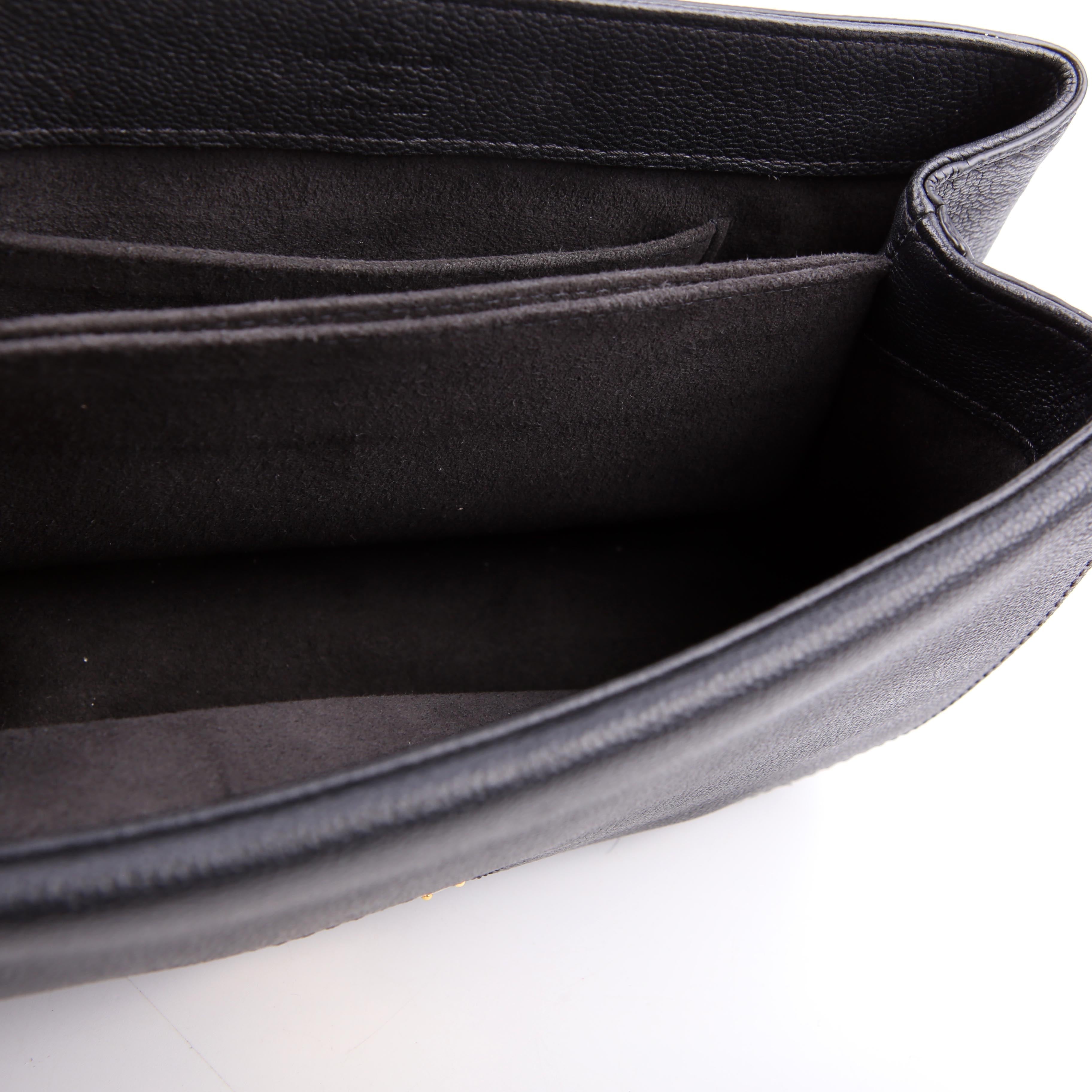 Very Messenger Bag Black