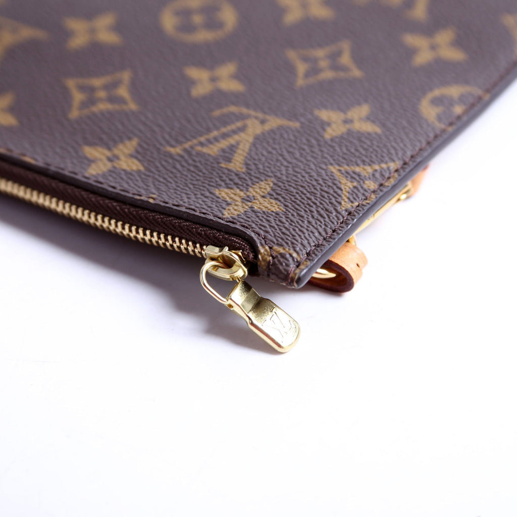Pochette Only Monogram Neverfull
