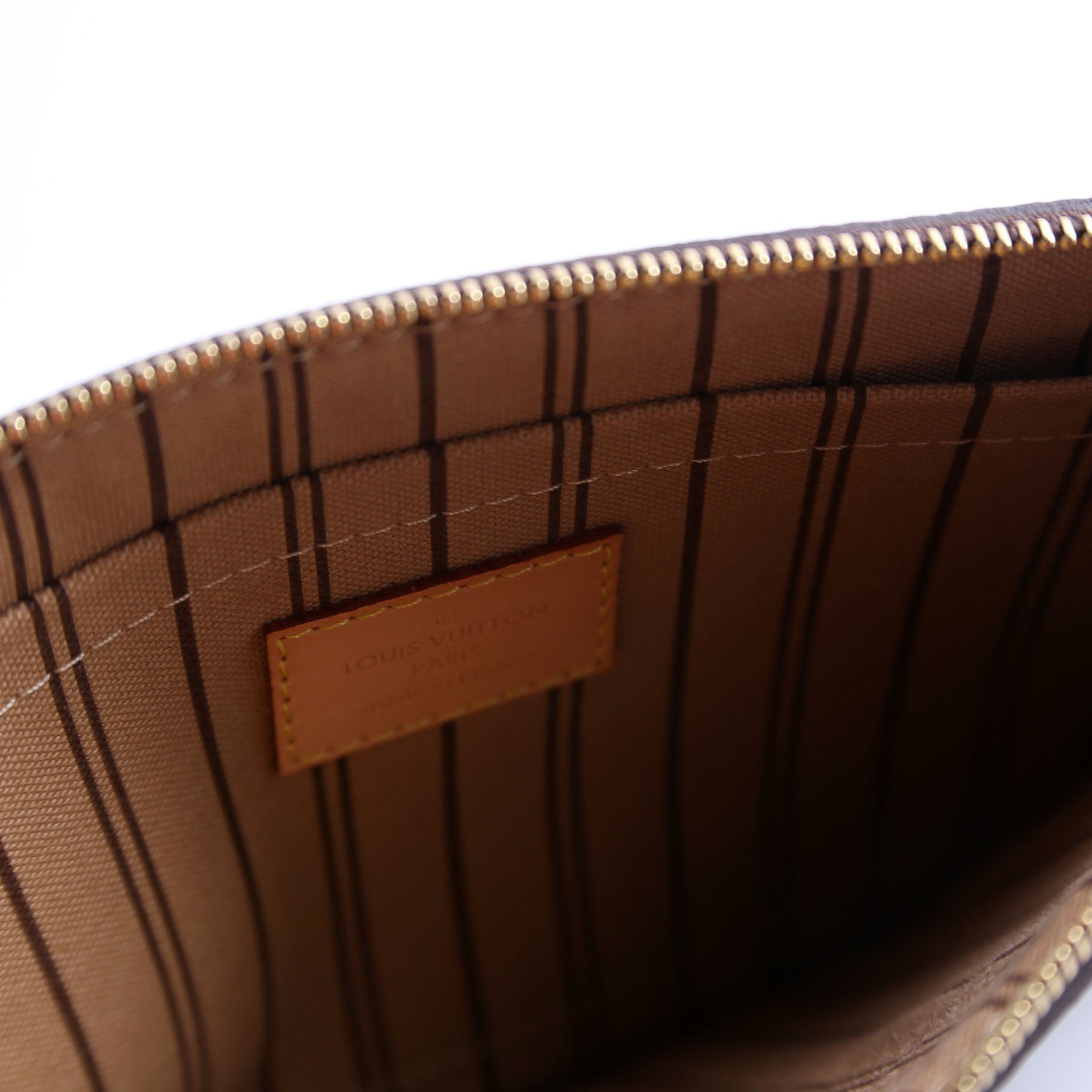 Pochette Only Monogram Neverfull