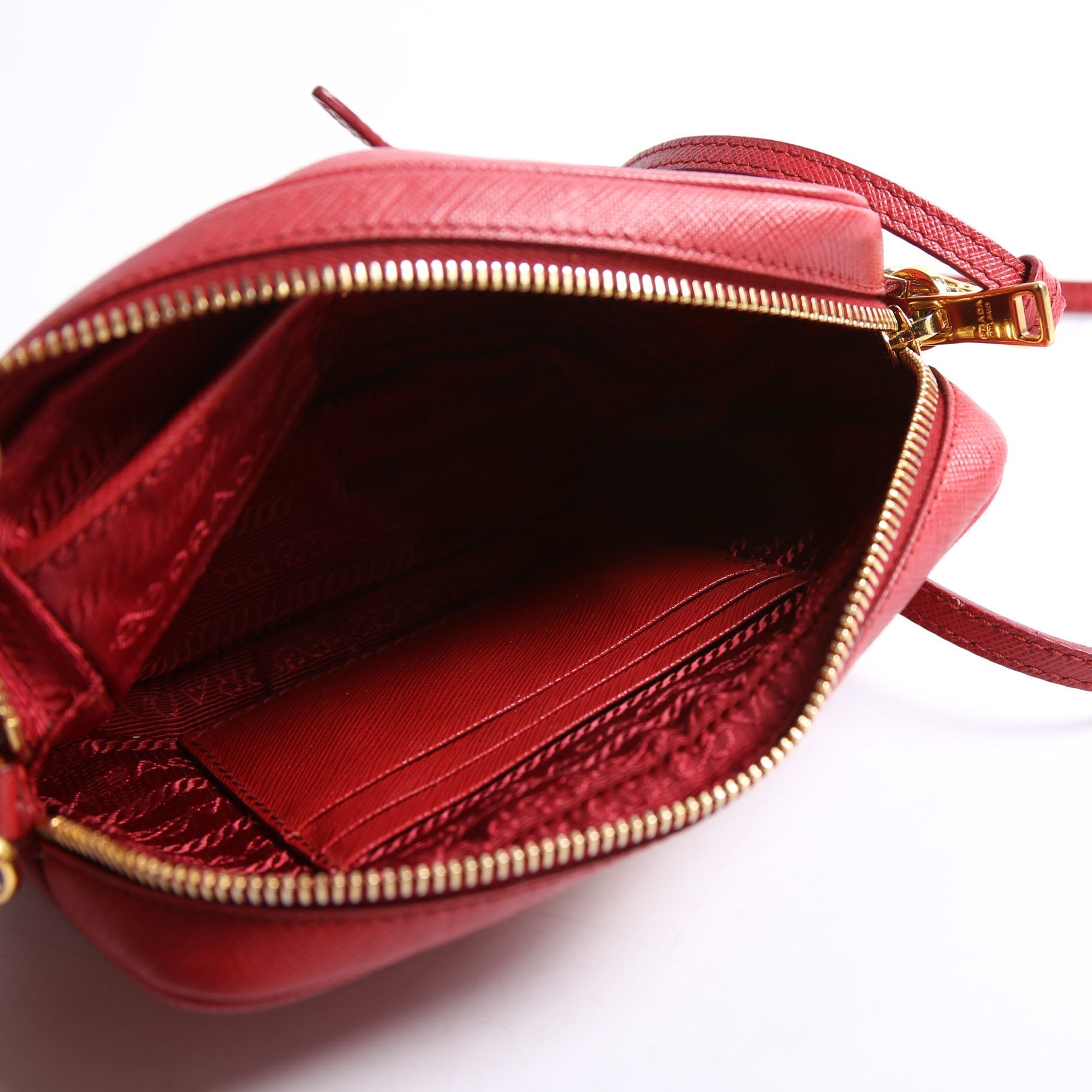 Vitello Daino Mini Camera Bag Red