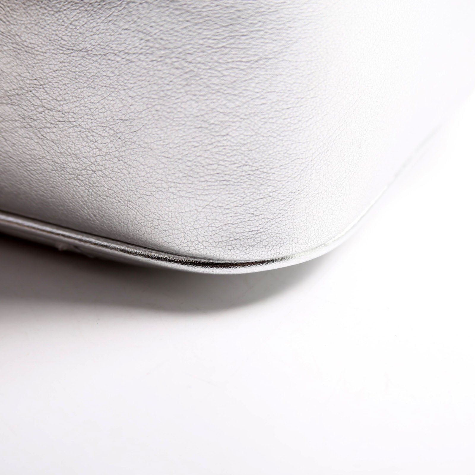 Gucci 742360 Blondie Small Shoulder Bag Silver