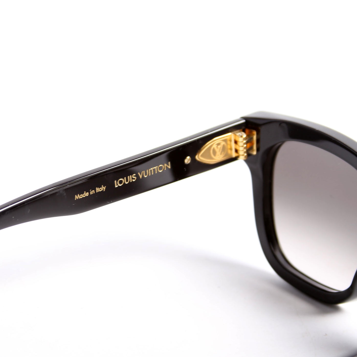 Z1523W My Monogram SQ Sunglasses Black