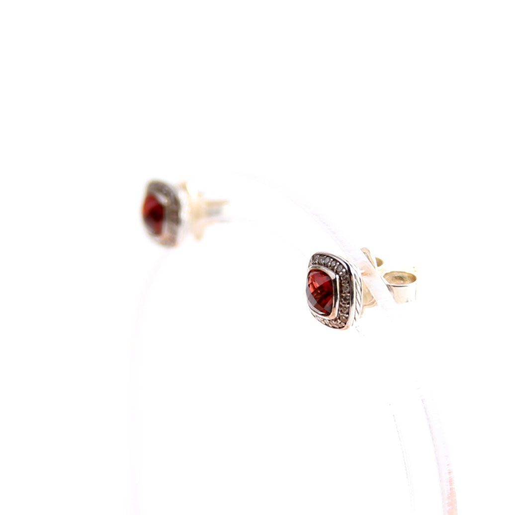Petite Albion Stud 5MM Earrings Garnet/Diamonds/925