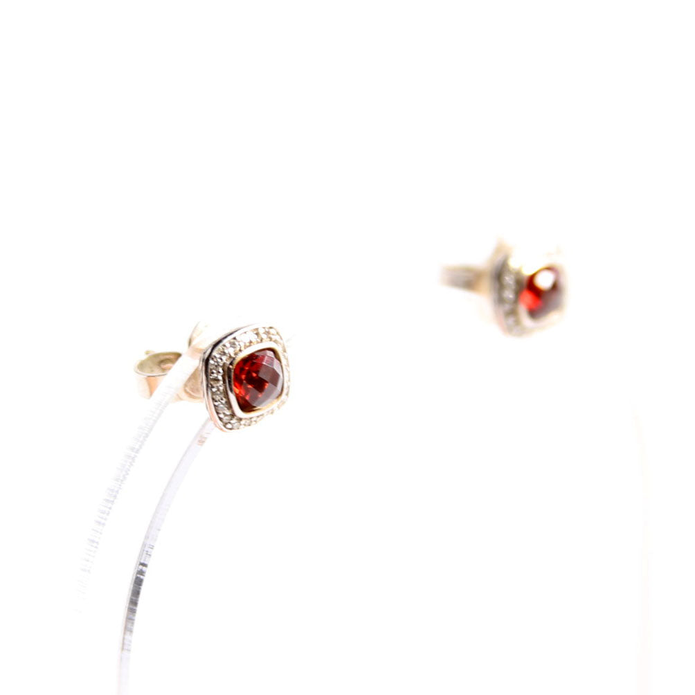Petite Albion Stud 5MM Earrings Garnet/Diamonds/925