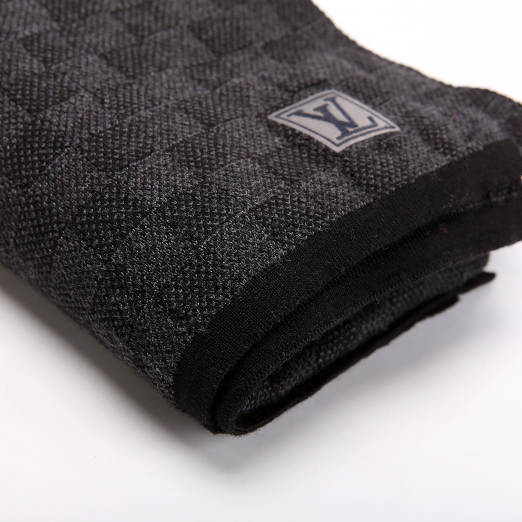 Neo Petite Damier Wool Scarf Black
