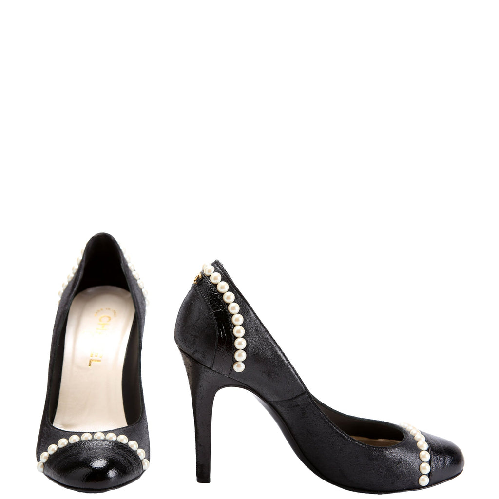 CC Logo Pearl Pumps Size 39 Black