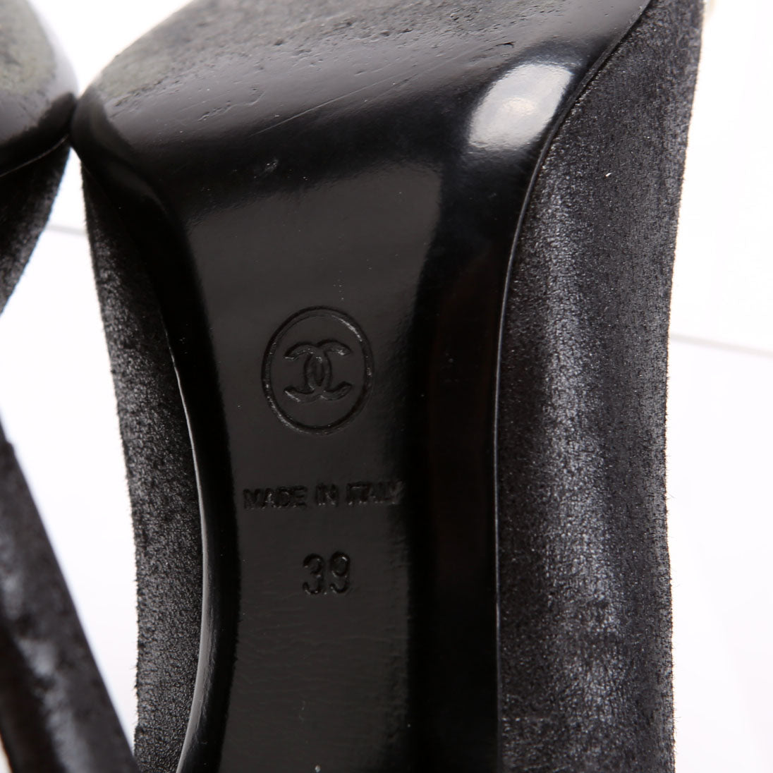 CC Logo Pearl Pumps Size 39 Black