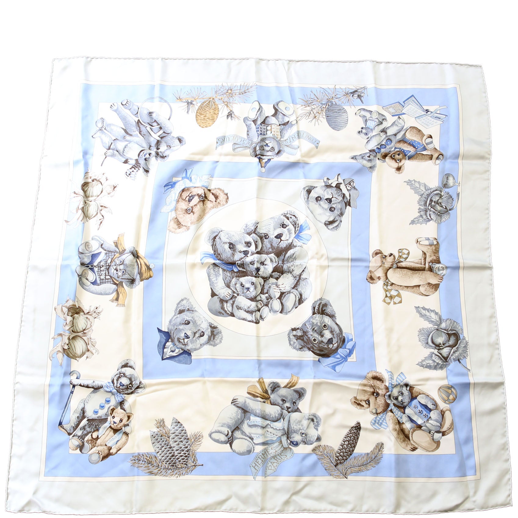 Confidents Des Coeurs 90 Silk Scarf Blue/Grey