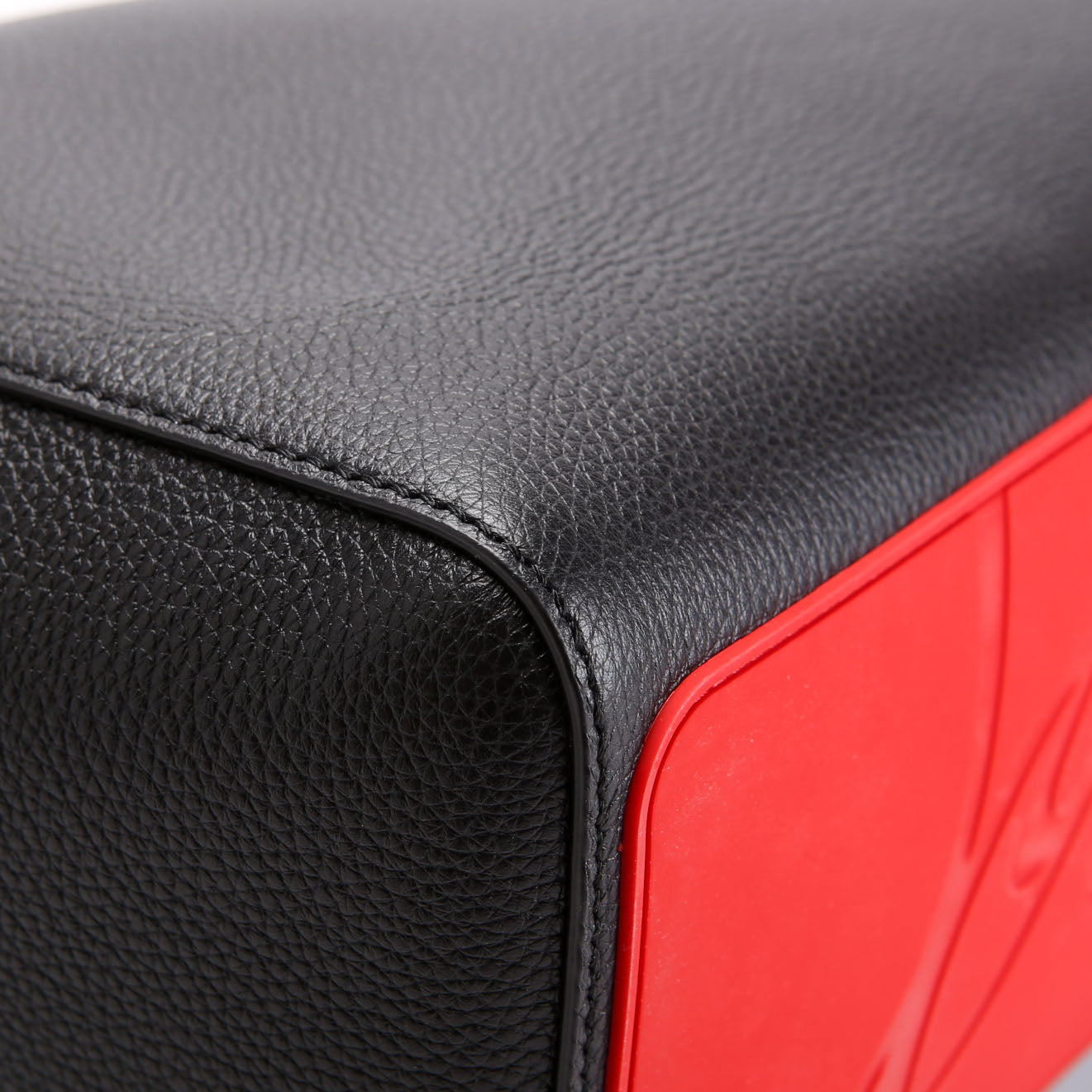 Cabata Small Tote With Pouch Leather Black