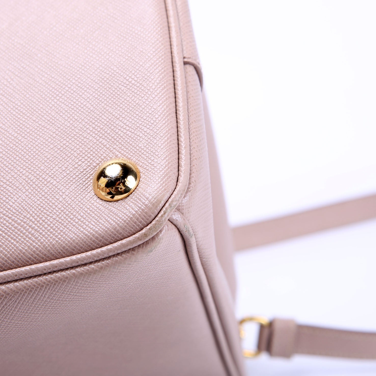 Saffiano Galleria Small Nude