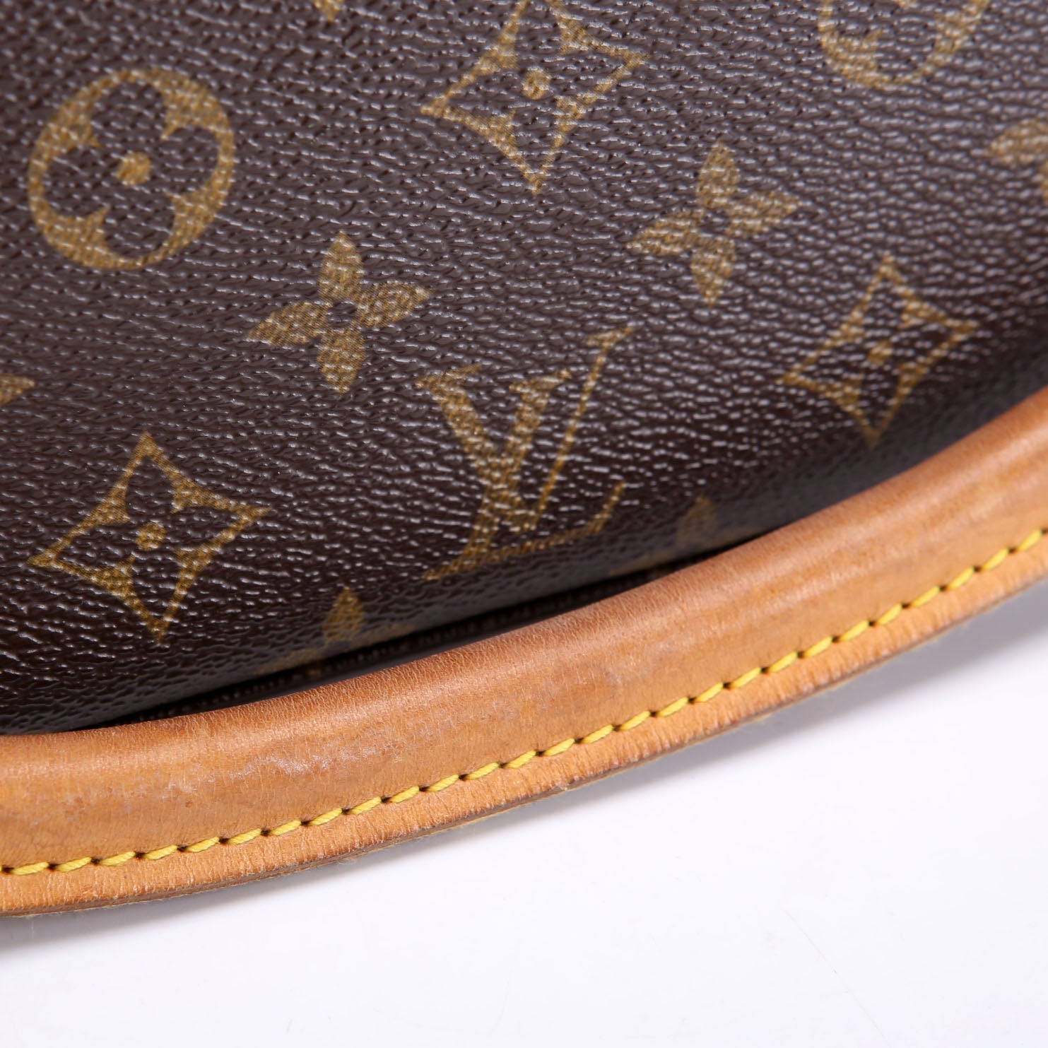 Looping MM Monogram