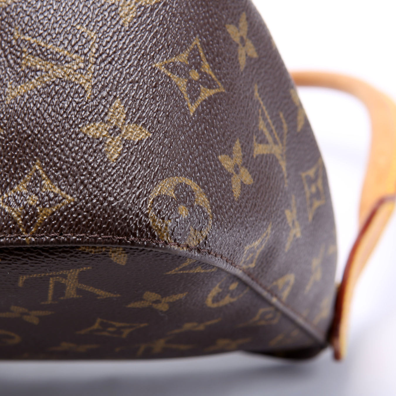 Looping MM Monogram