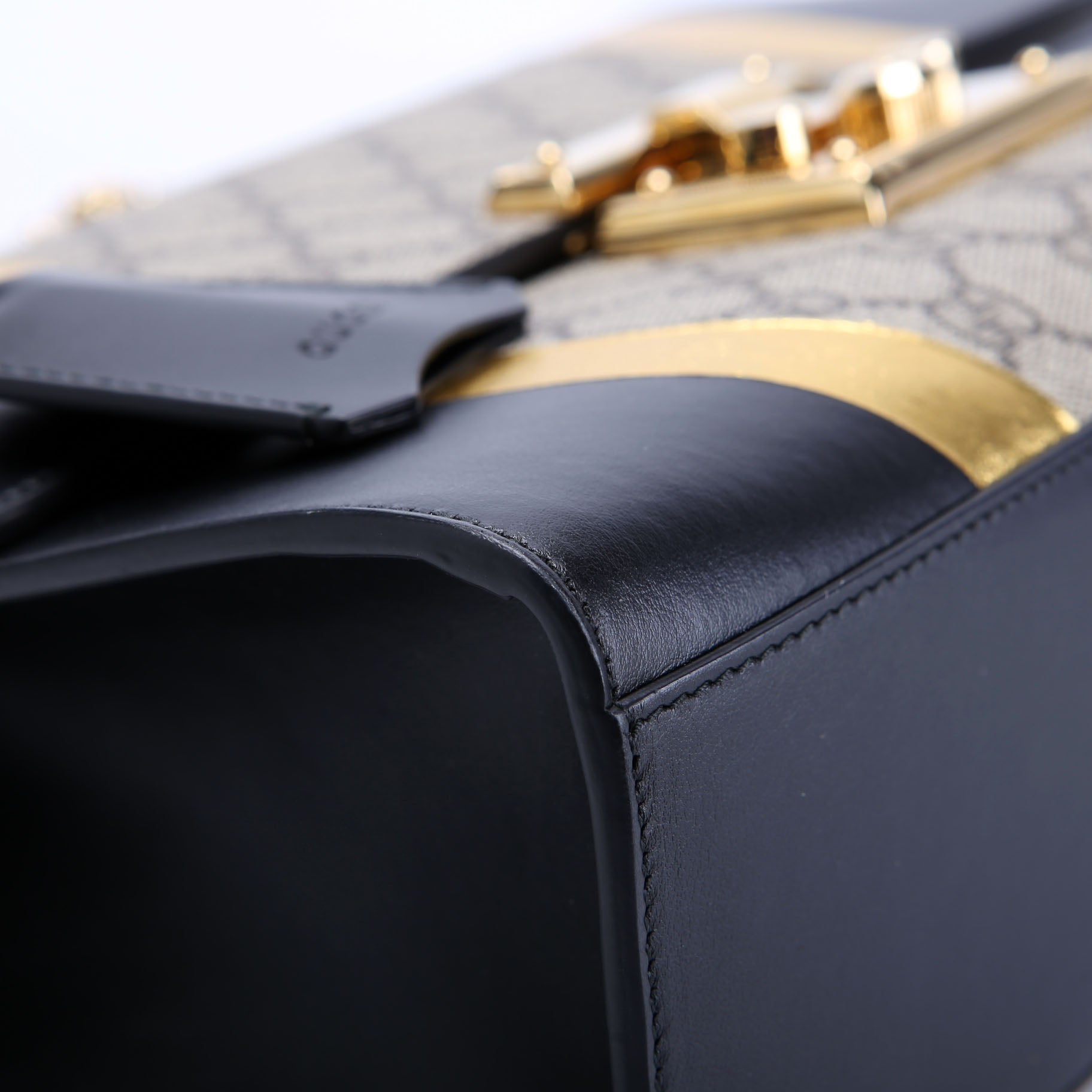 432679 GG Supreme Calfskin Padlock Medium Shoulder Bag Black/Gold