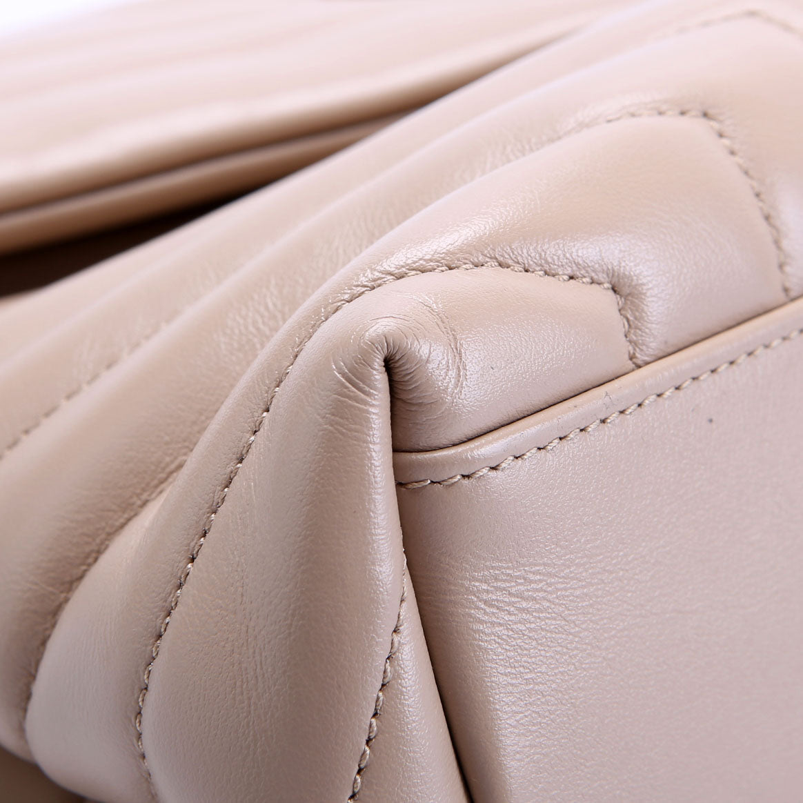 SAINT LAURENT LouLou Medium Quilted 574946 Tan
