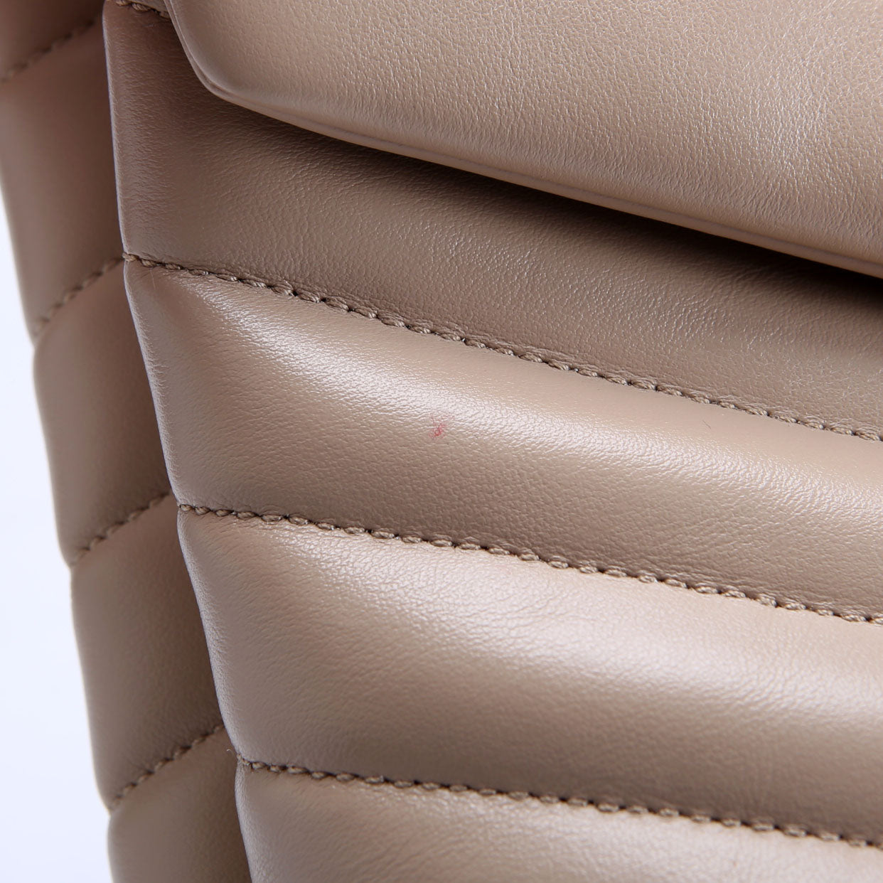 SAINT LAURENT LouLou Medium Quilted 574946 Tan