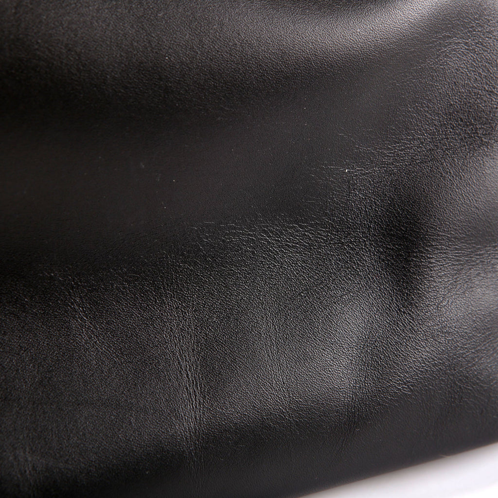 Deauville Embossed Calfskin Medium 31M Black