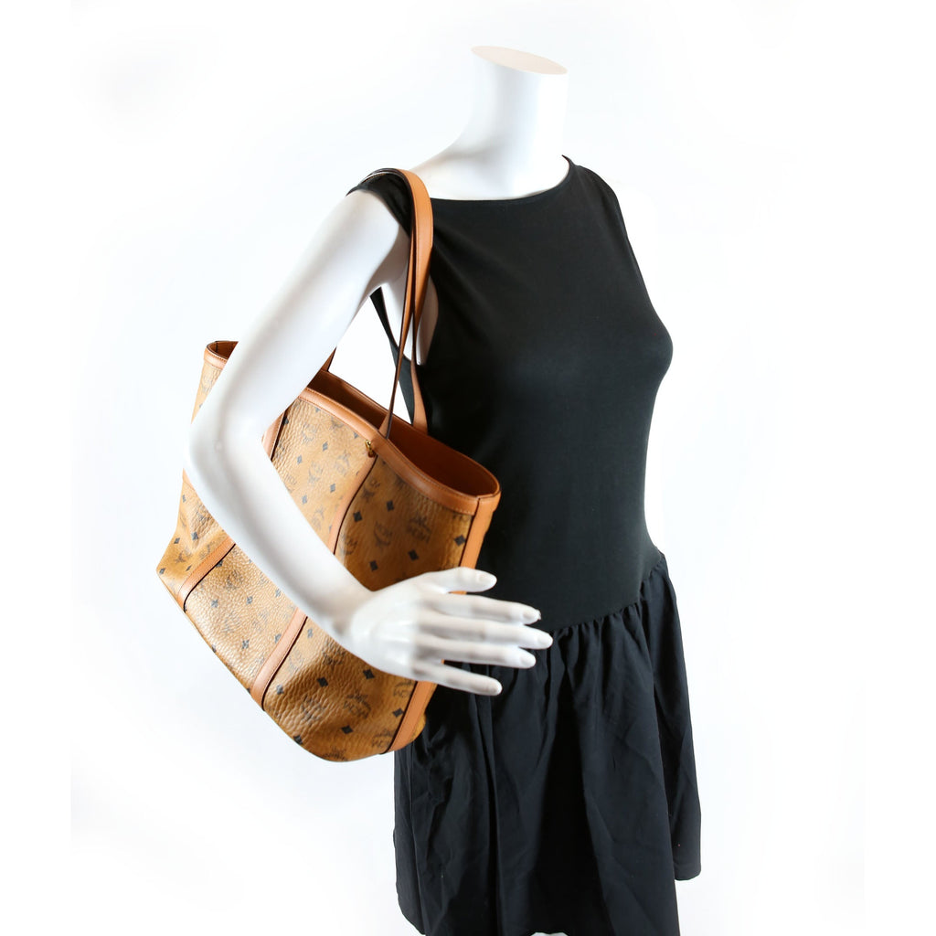 Delmy Medium Shopping Tote Visetos