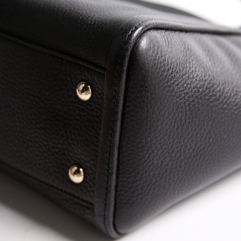 369176 Soho Crossbody Black