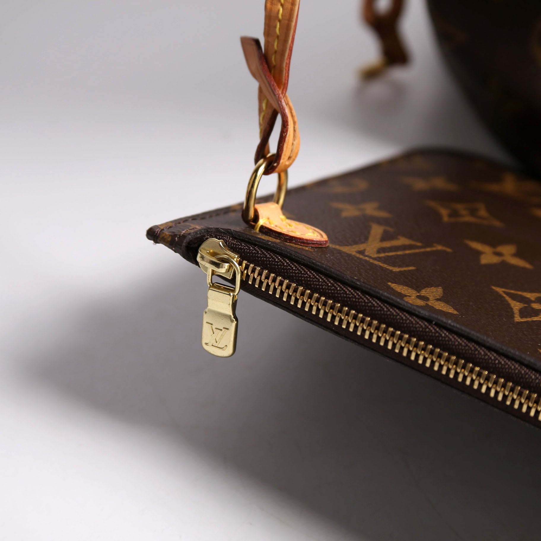 Neverfull With Wallet MM Monogram Beige