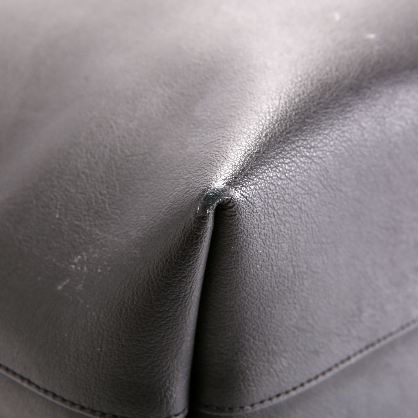 Shopping Bag East/West Supple Leather 600281 Black