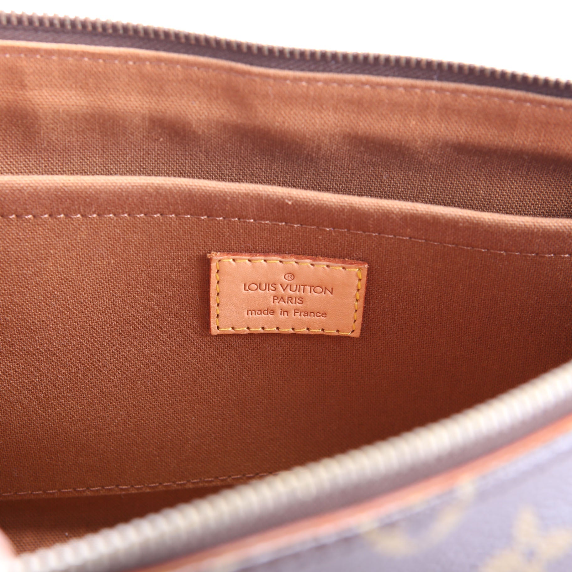 Popincourt Long Monogram
