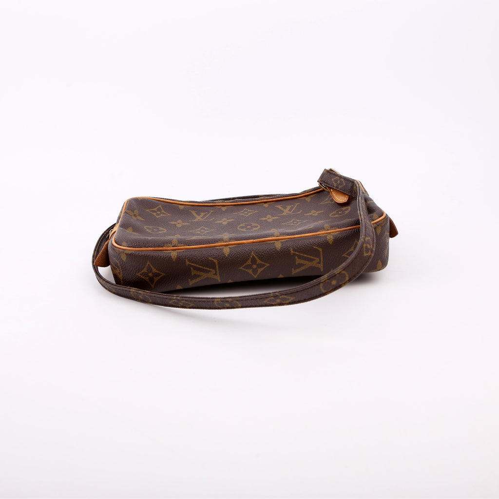 Pochette Marly Bandouliere Monogram