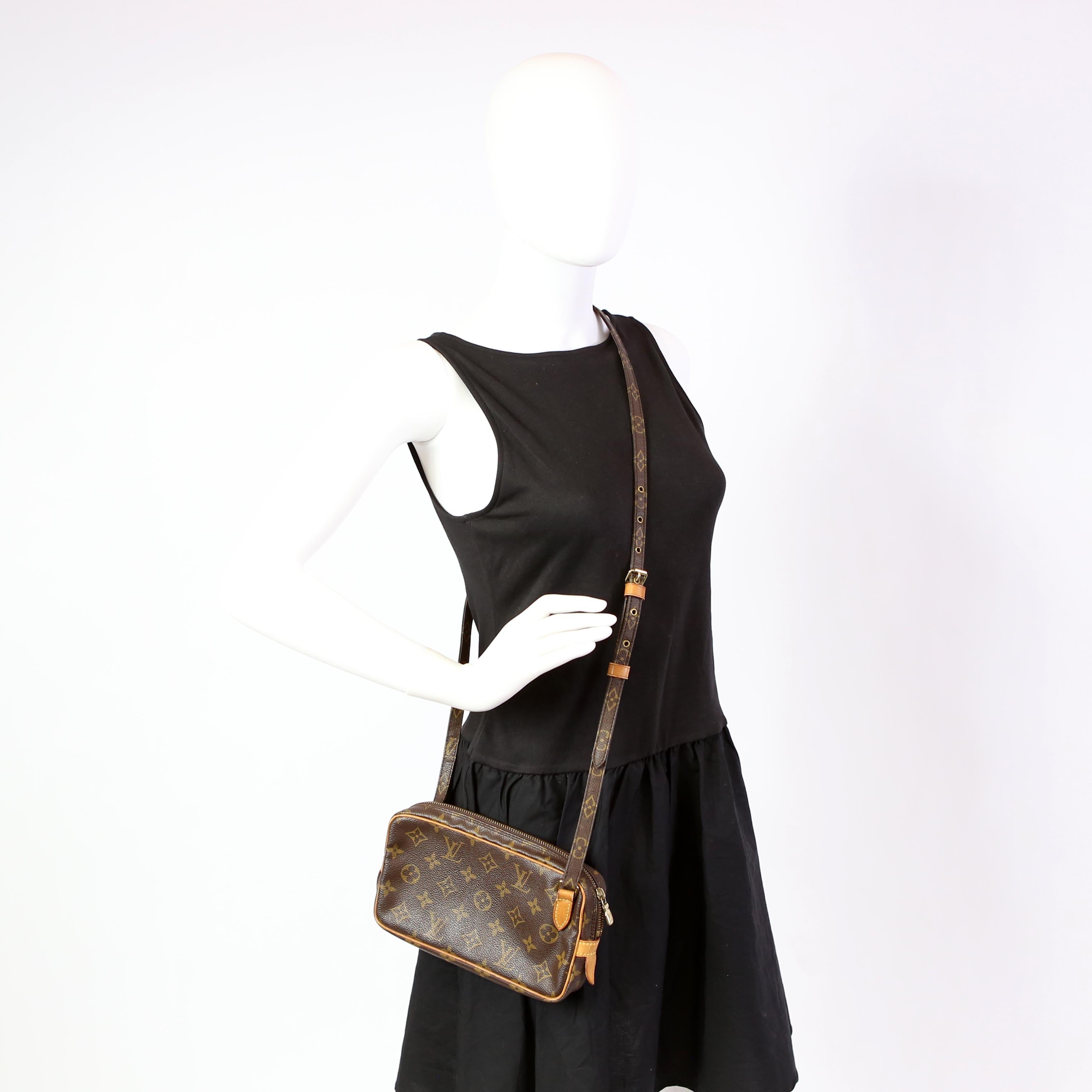 Pochette Marly Bandouliere Monogram