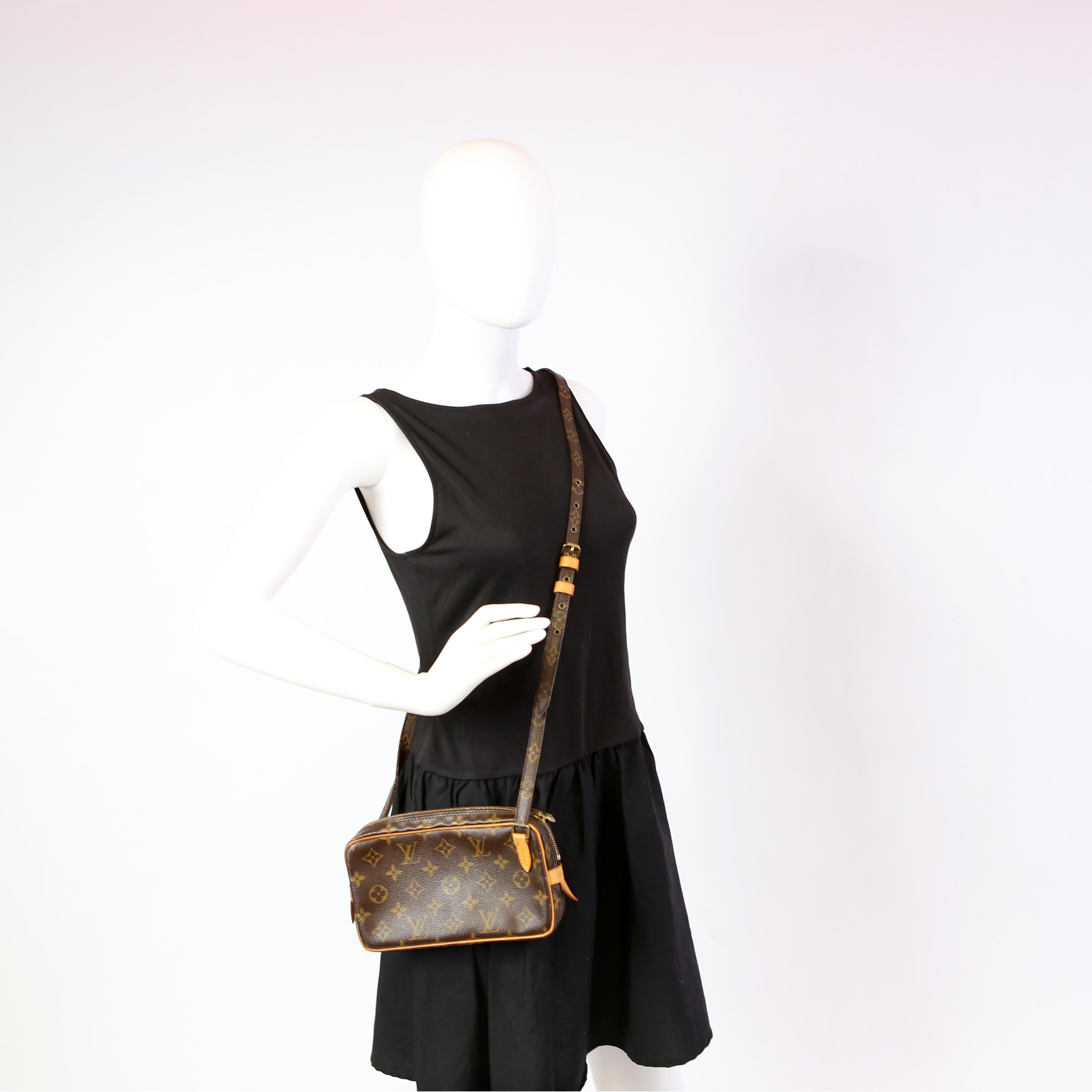Pochette Marly Bandouliere Monogram