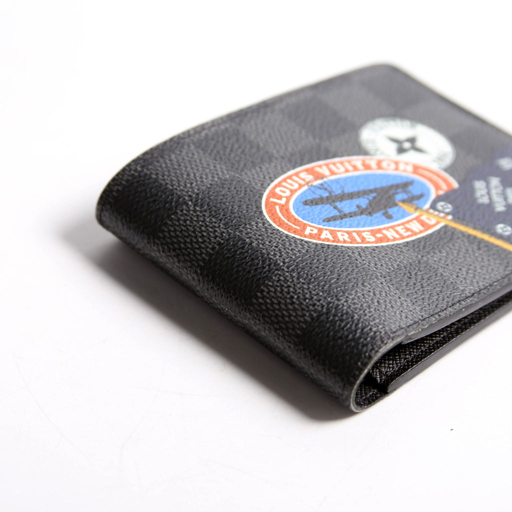 Mens Multiple Wallet Damier Graphite World Tour