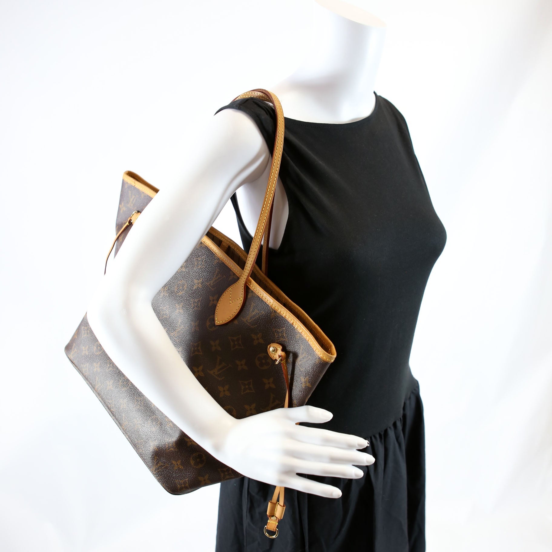 Neverfull MM Monogram Beige