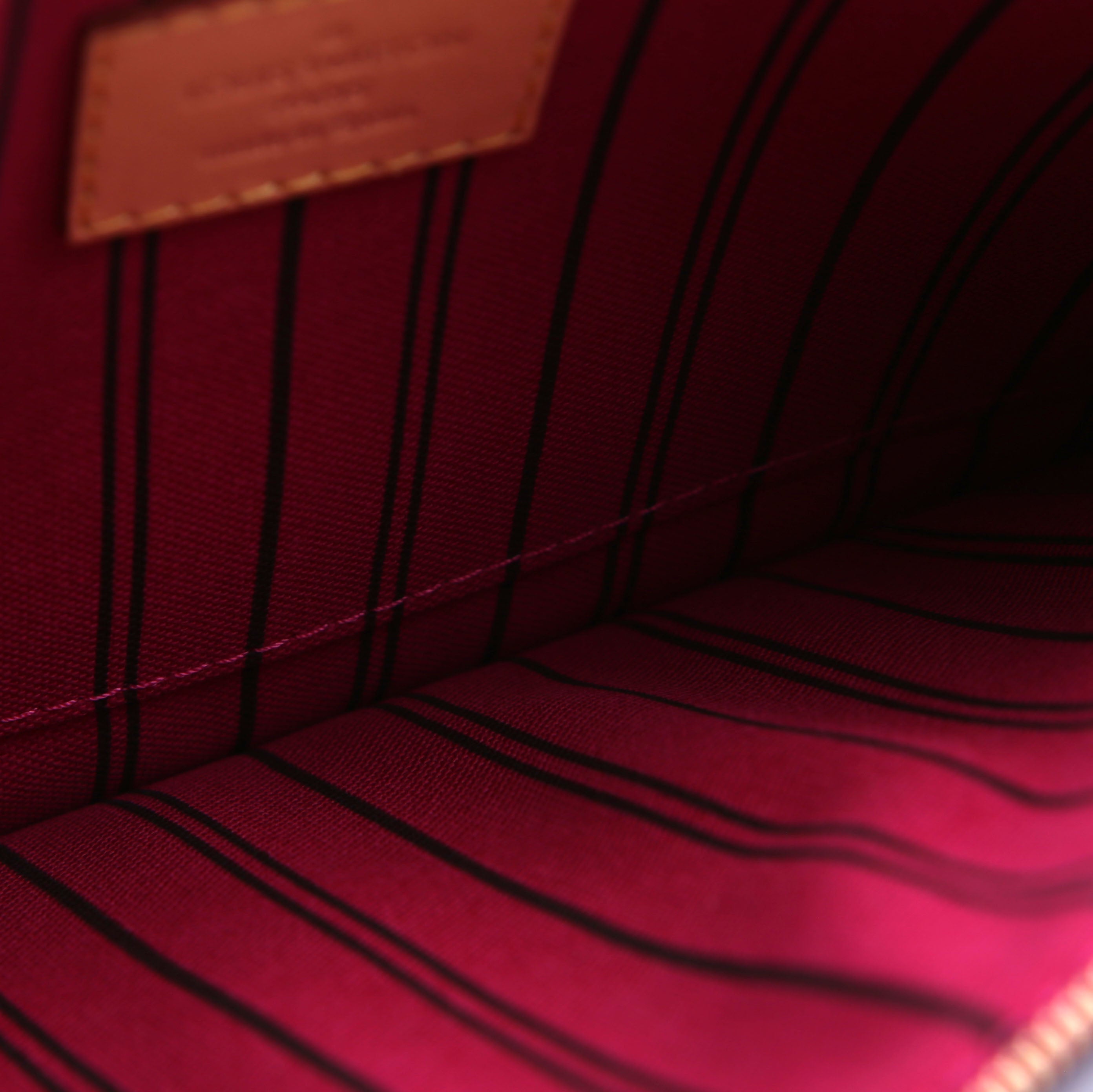 Pochette Only Neverfull Monogram Pink