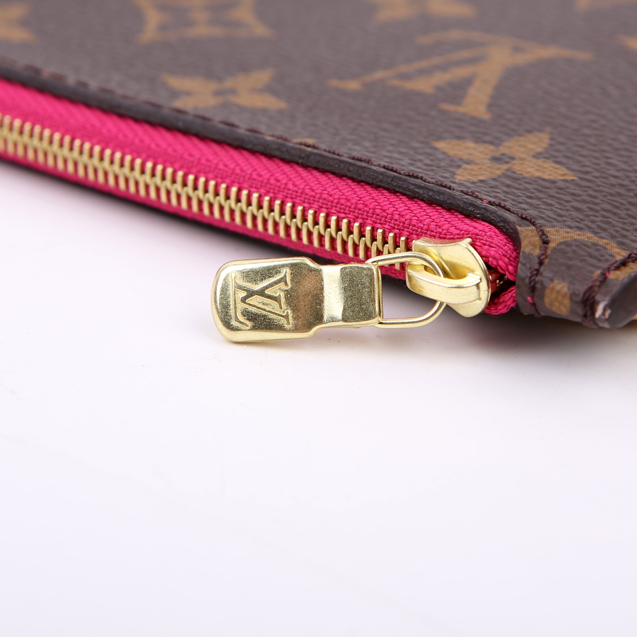 Pochette Only Neverfull Monogram Pink