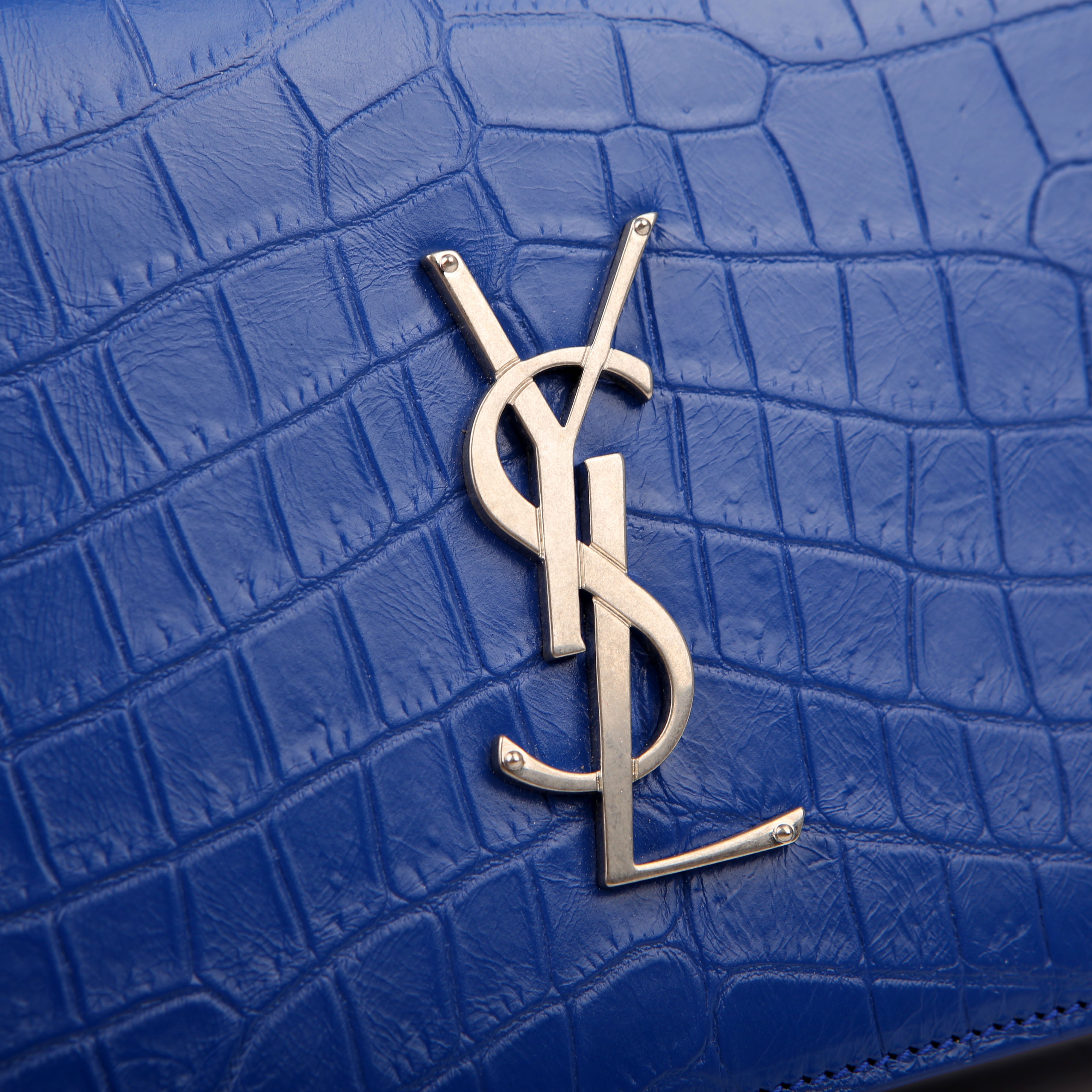 Grain De Kate Clutch Crocodile Embossed Blue