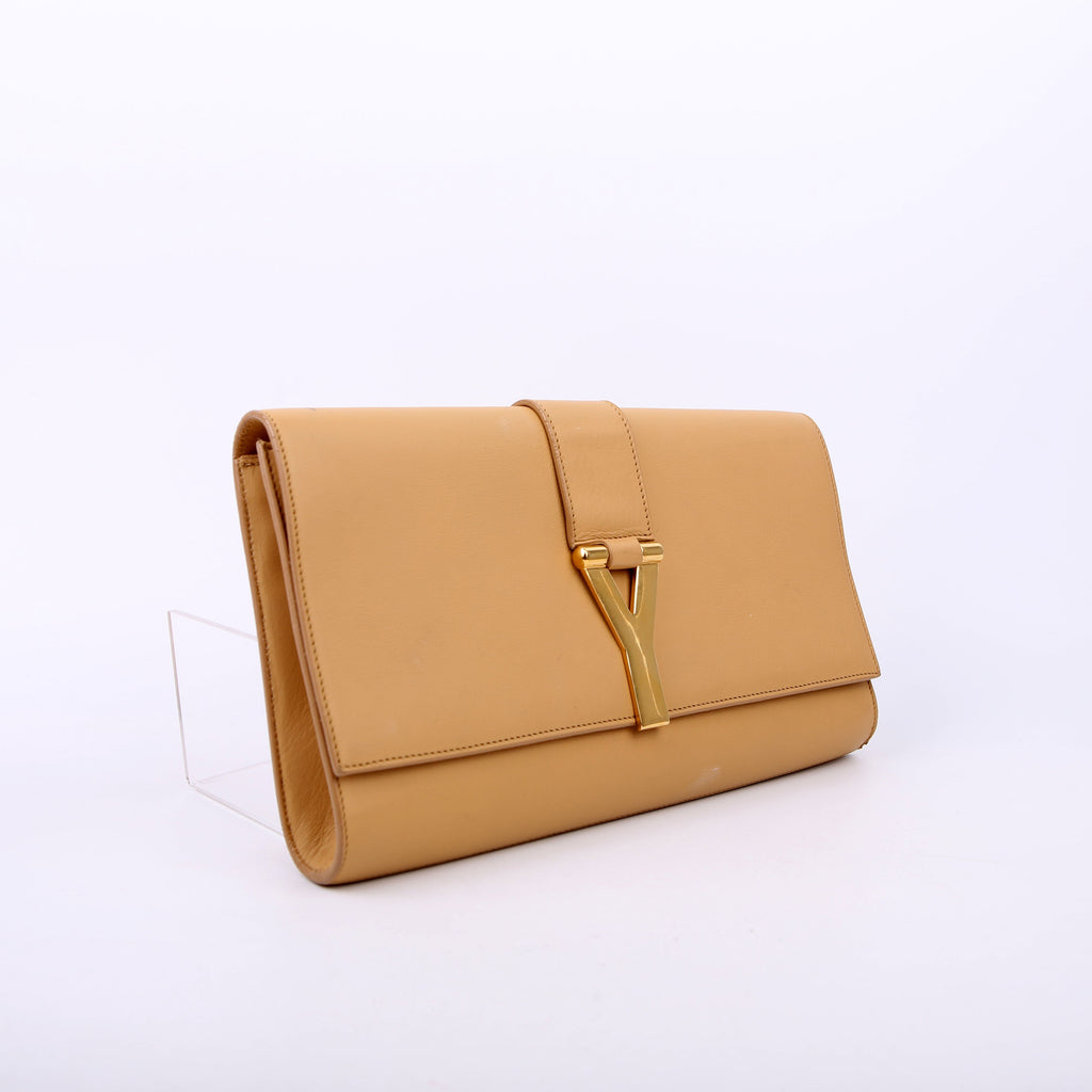 SAINT LAURENT Classic Y Ligne Clutch Smooth Leather Tan