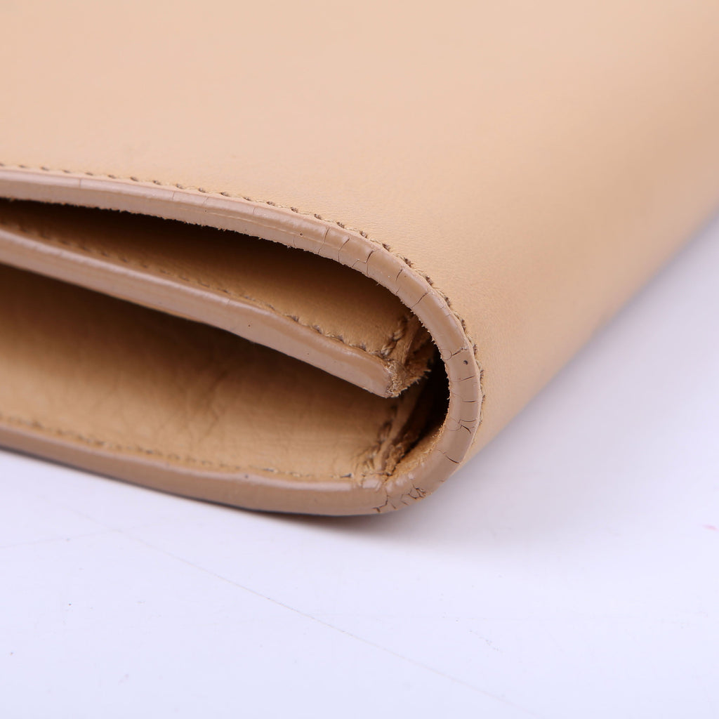 SAINT LAURENT Classic Y Ligne Clutch Smooth Leather Tan