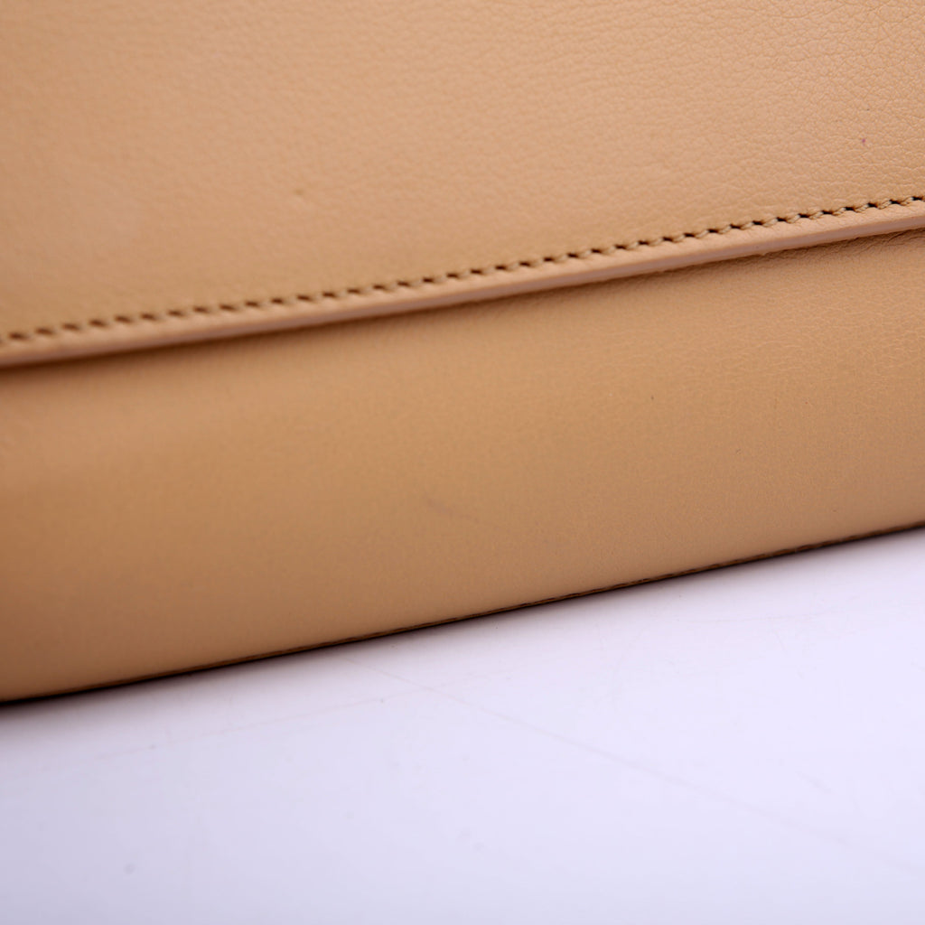 SAINT LAURENT Classic Y Ligne Clutch Smooth Leather Tan