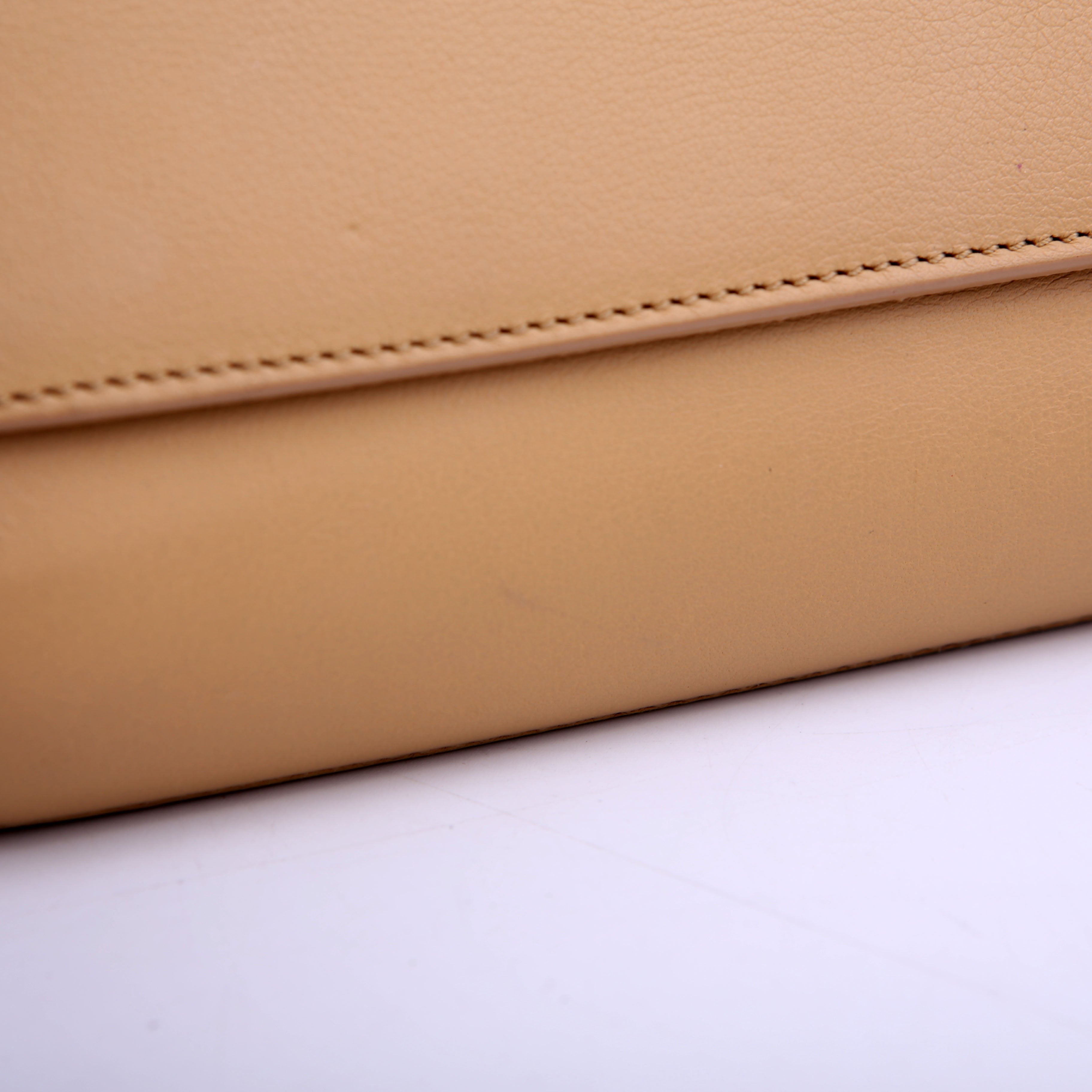 SAINT LAURENT Classic Y Ligne Clutch Smooth Leather Tan