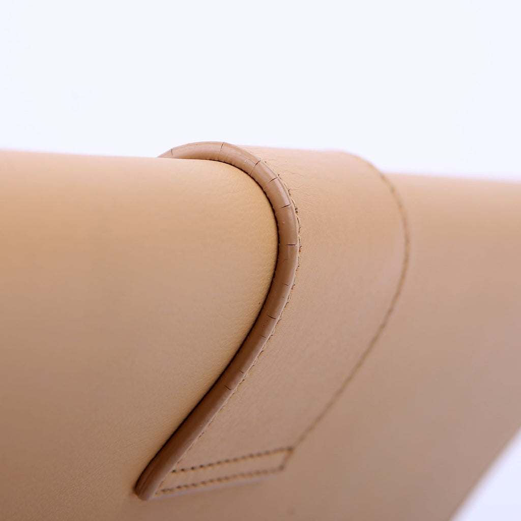 SAINT LAURENT Classic Y Ligne Clutch Smooth Leather Tan