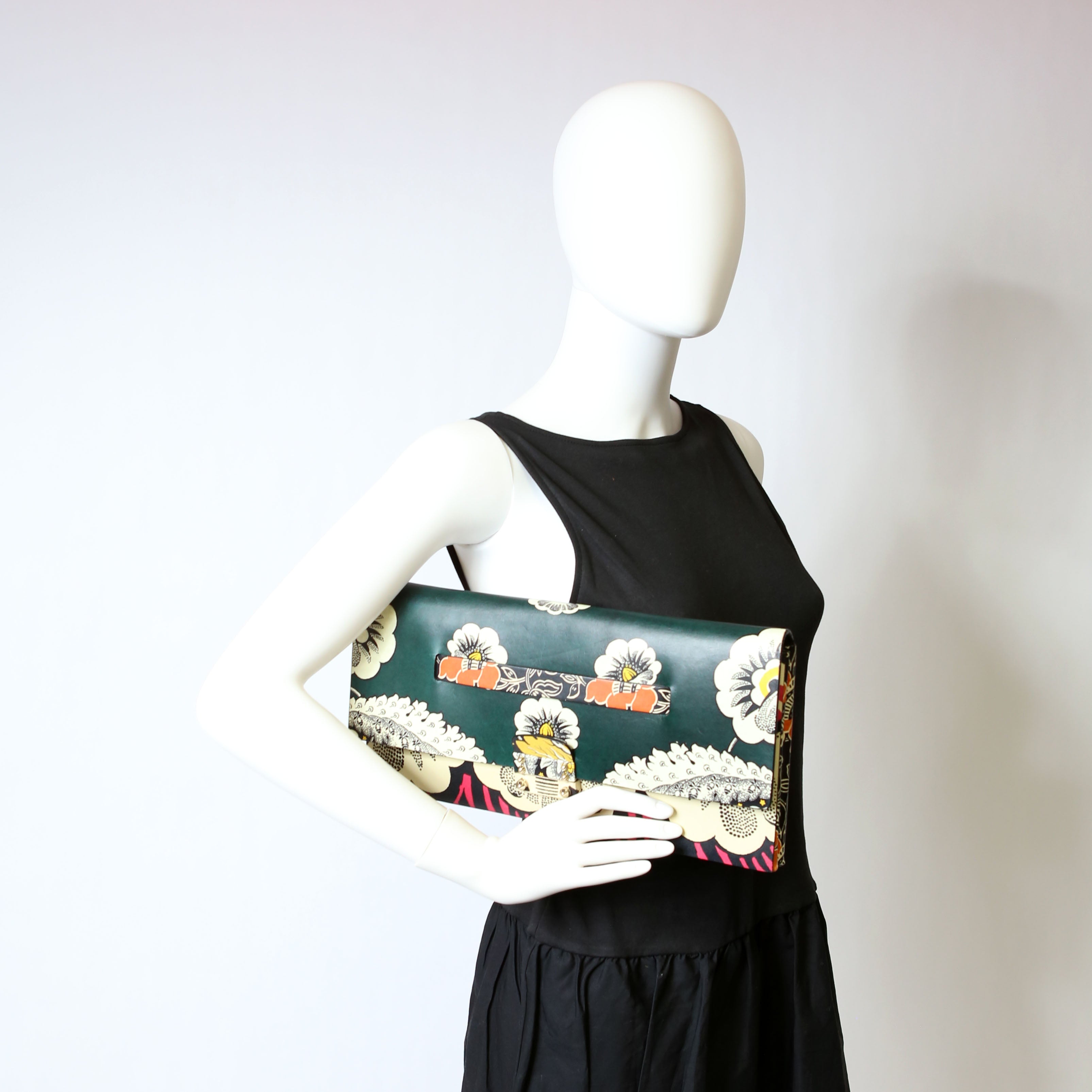 Mime Clutch Floral Multicolor