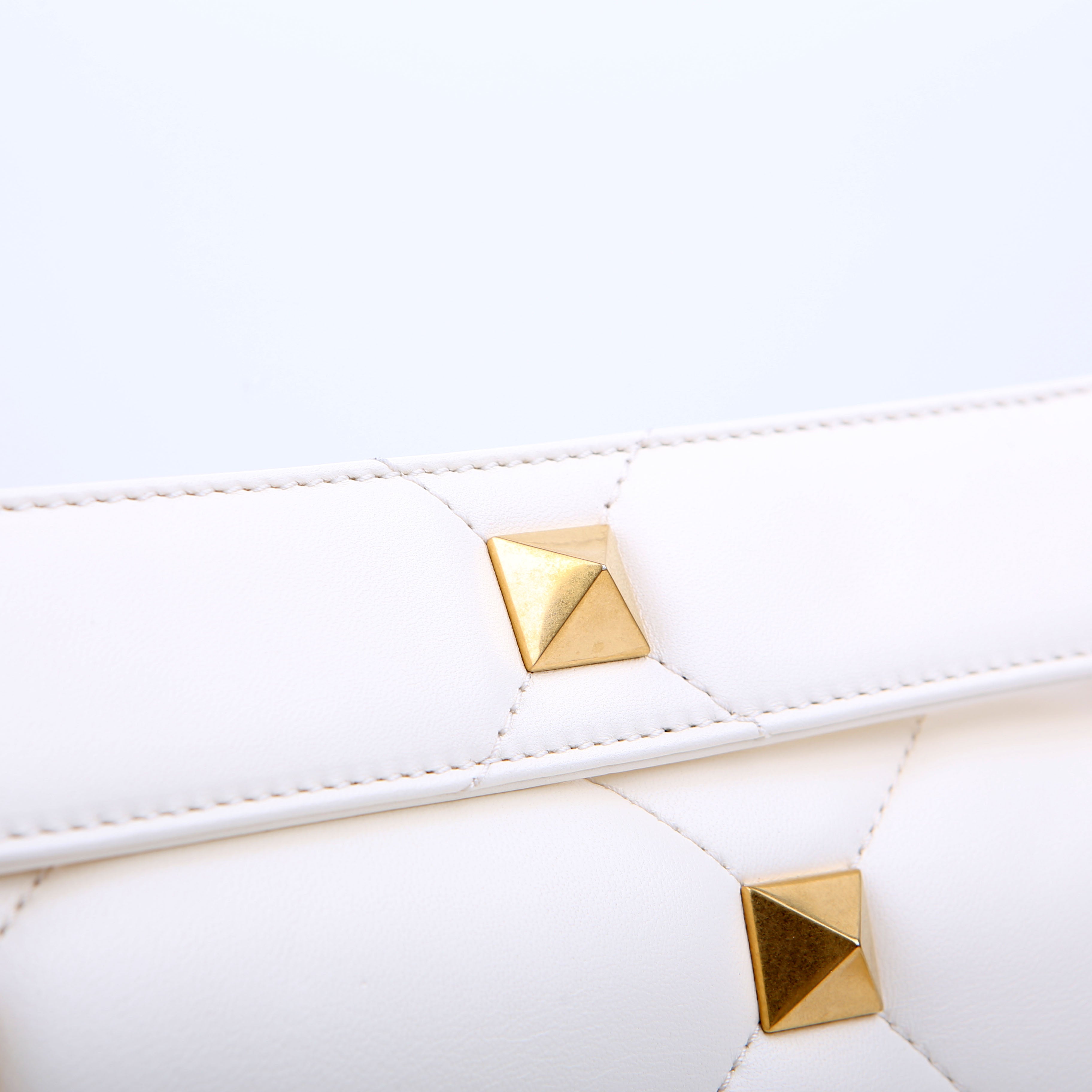 Roman Stud Medium Shoulder Bag White