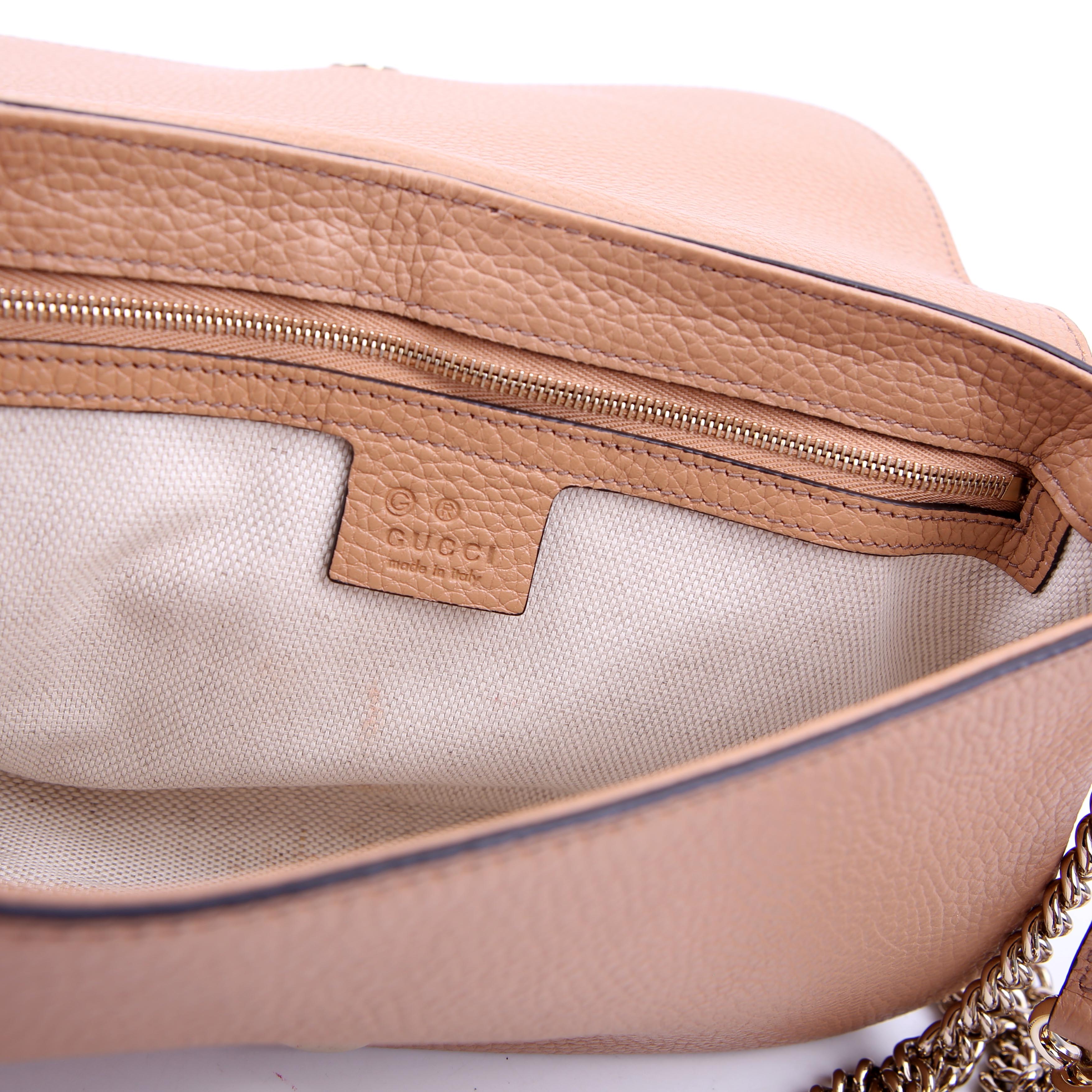536224 Soho Chain Crossbody Medium Tan
