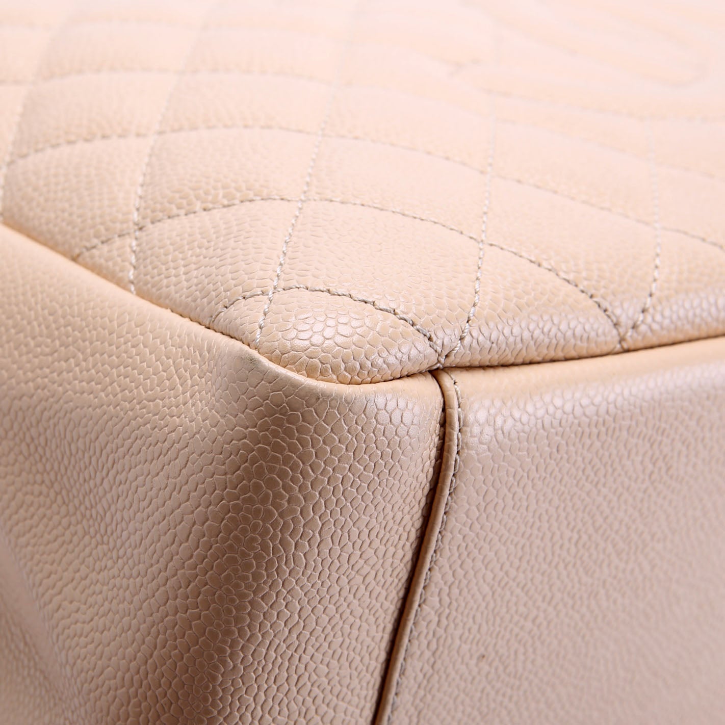 Grand Shopping Tote Caviar Nude
