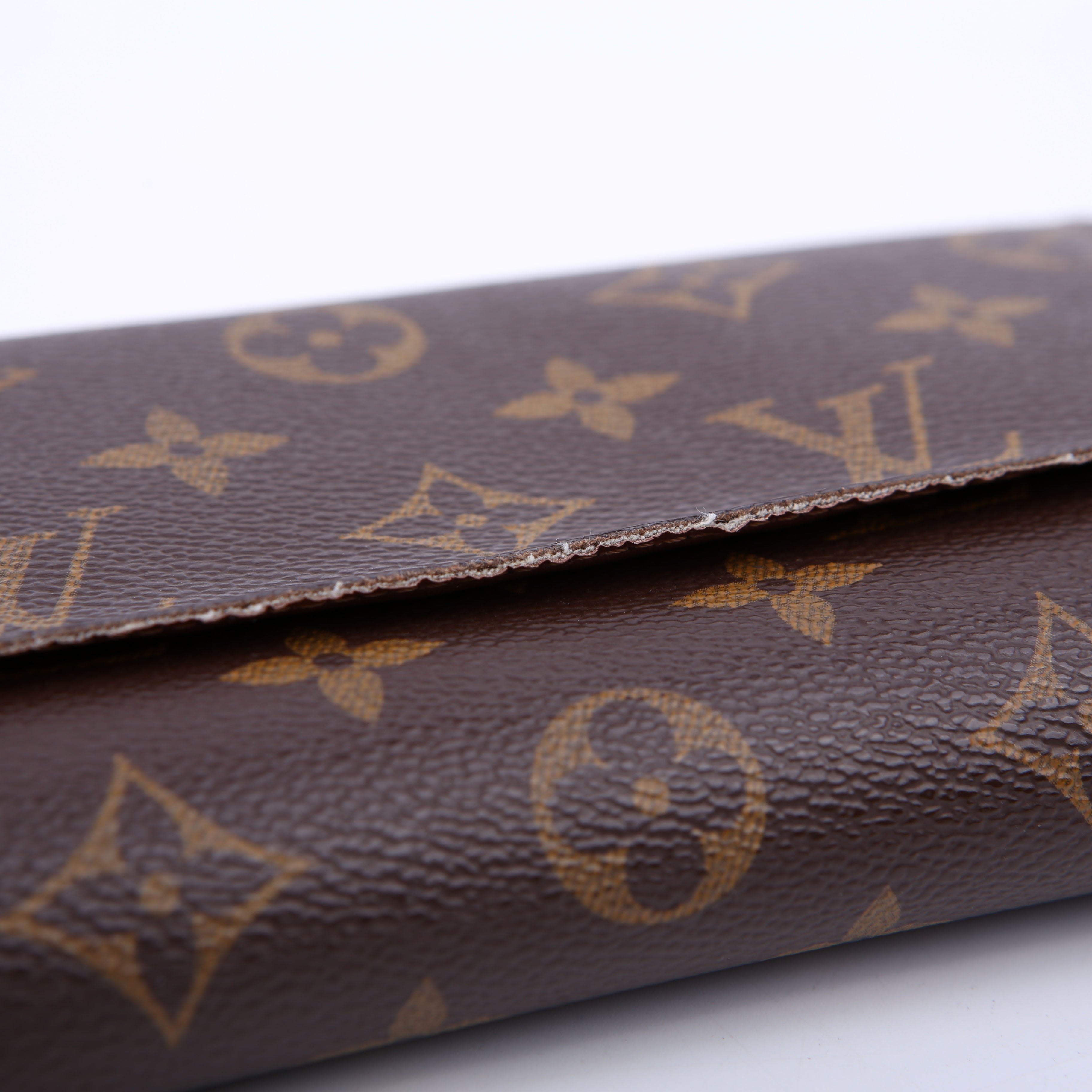 Sarah Wallet Newer Monogram